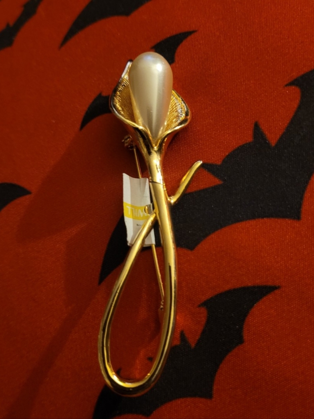 Vintage Art Noveau Style Faux Pearl Floral Pin